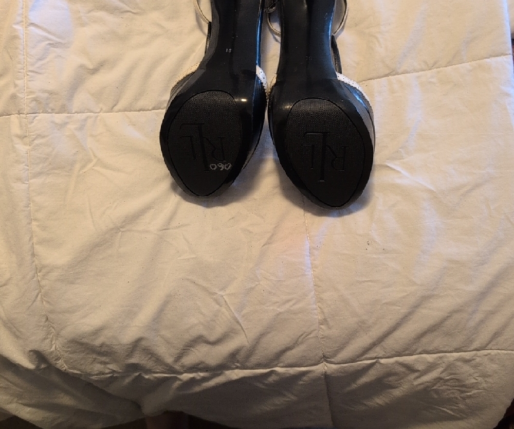 Lauren Ralph Lauren Black and Cream Heels - Picture 3 of 4